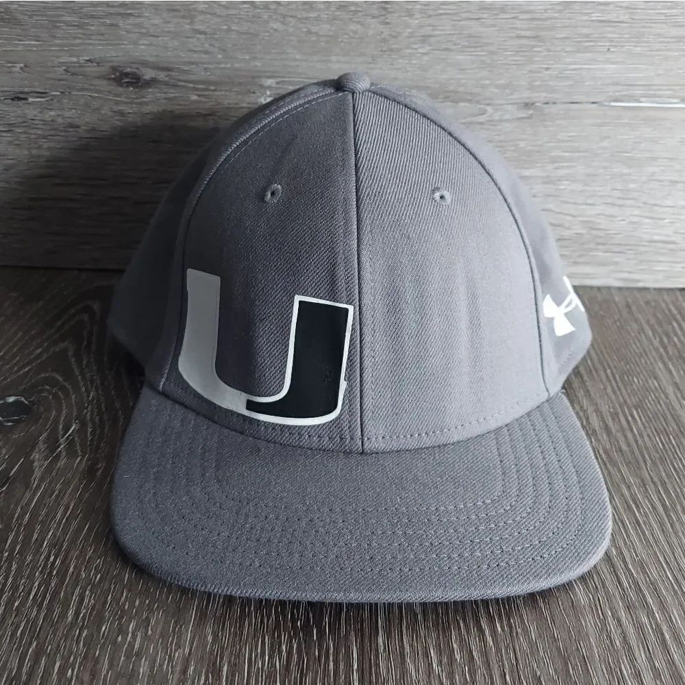 Under Armour Miami Hurricanes Gray Fitted Hat M/L